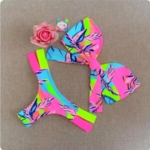 Vibrant Leaf Print Bikini Set